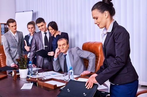 國(guó)內(nèi)企業(yè)管理咨詢(xún)公司績(jī)效管理實(shí)踐探析 卓越者何以卓越